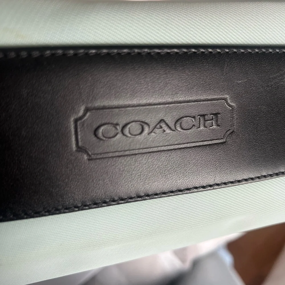 Coach Shoulder Bag - Picture 4 of 7